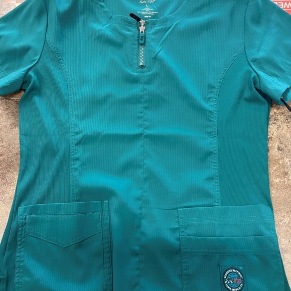 koi Tops Koi Hunter Green Serenity Scrub Top Poshmark